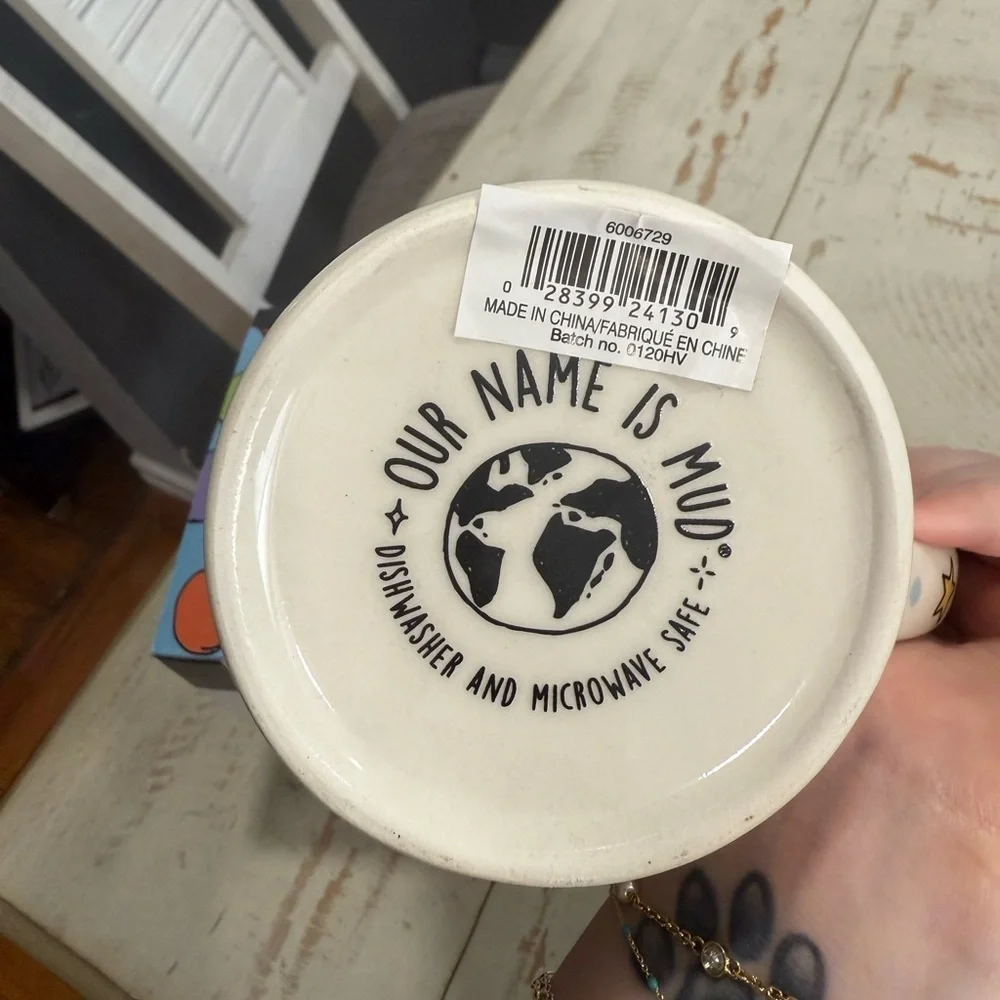 NIB Our Name is Mud This is How I Roll Mug